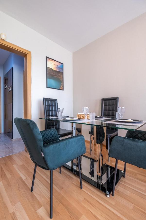 Deja Vu, Cozy & Quiet 1 Bdr Apt Fast Wi-Fi Sofia Exterior photo