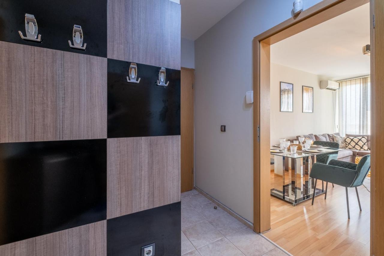Deja Vu, Cozy & Quiet 1 Bdr Apt Fast Wi-Fi Sofia Exterior photo